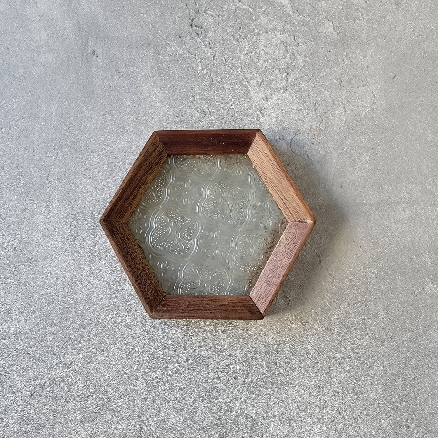 Taiwan Retro Style Wooden-Edged Glass Coaster